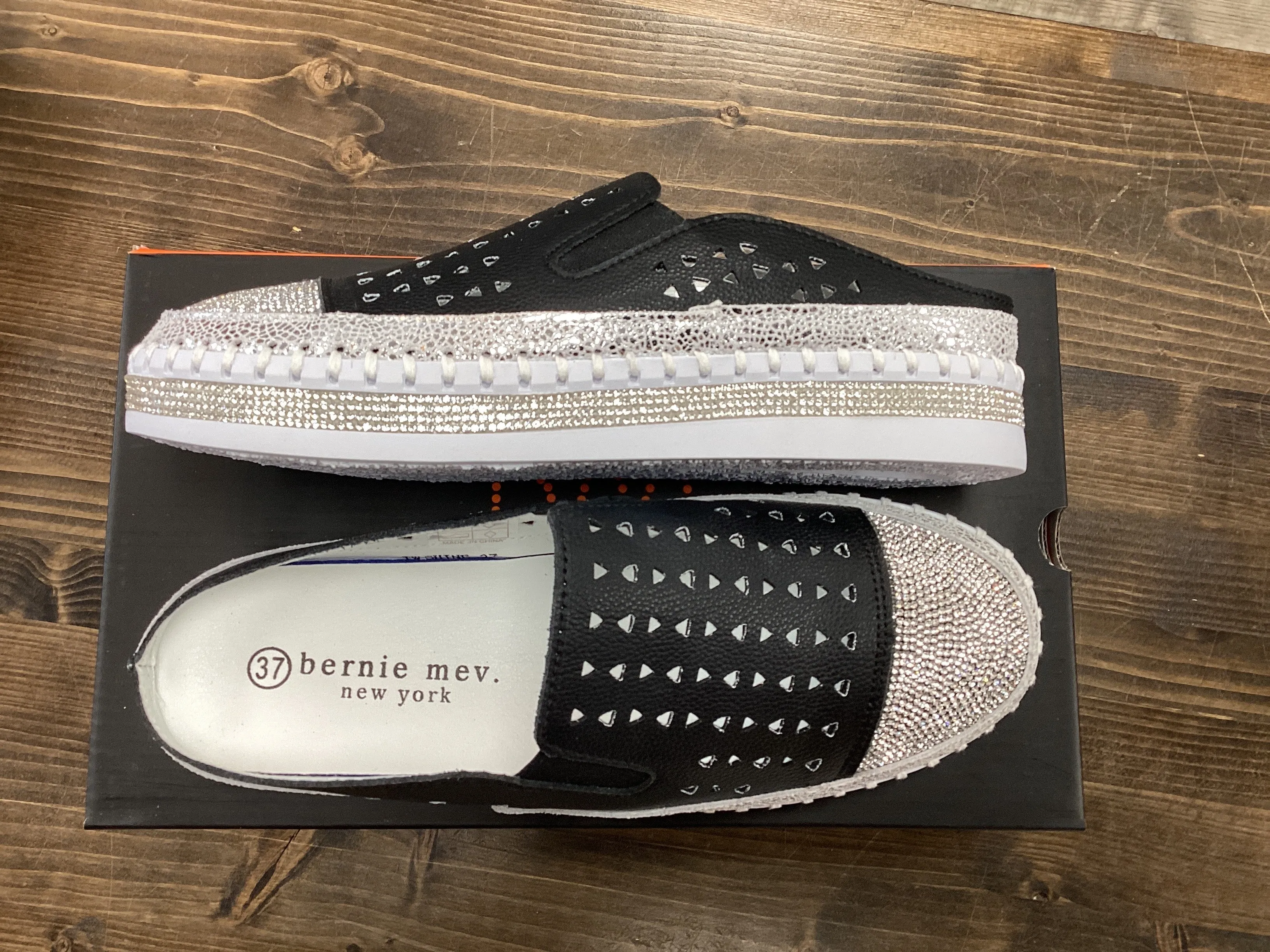 Bernie Mev TW Shine Mule