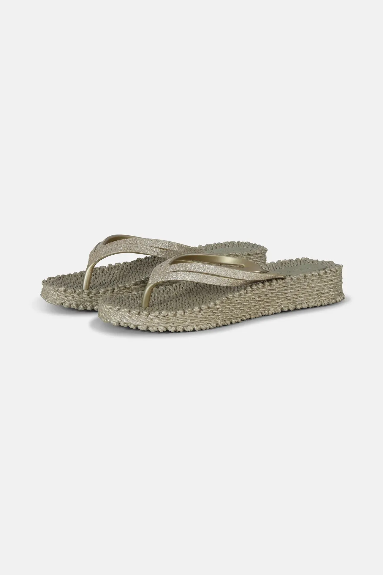 Cheerful 13 Platform Flip Flops