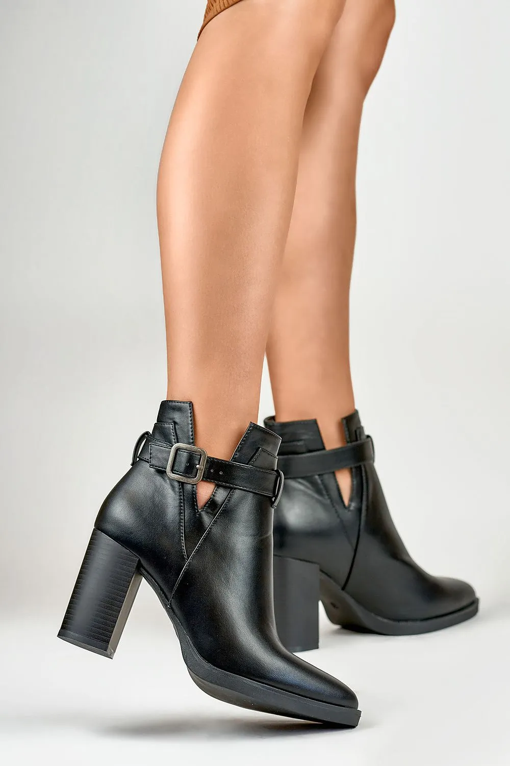 Chic Versatile & Comfortable Heel Boots