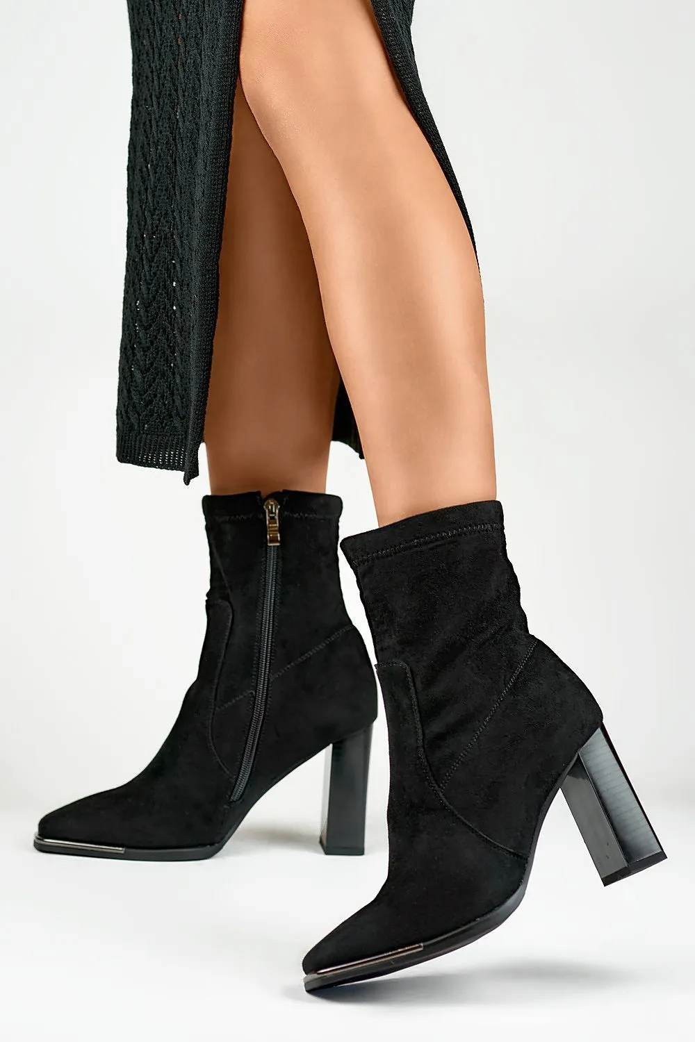 Chic Versatile & Comfortable Heel Boots