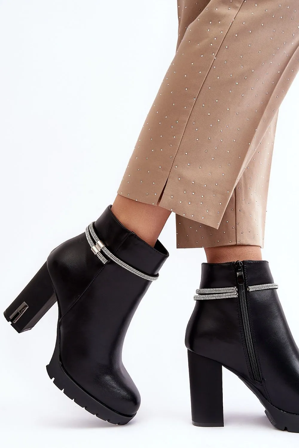Chic Versatile & Comfortable Heel Boots