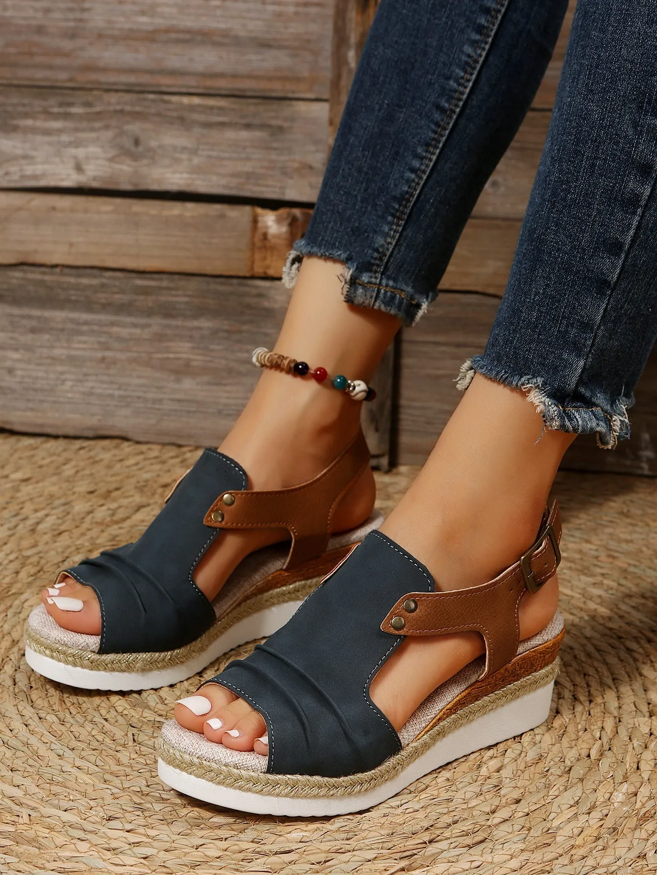 Creamtopmall Casual Slip-On Platform Peep-toe Sandals