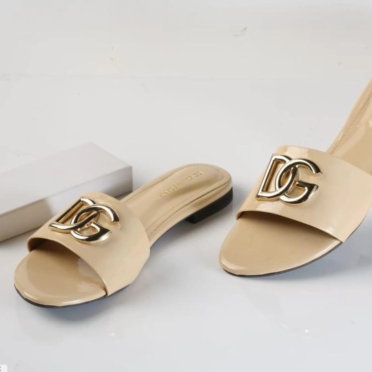 DG Branded Slides For Women's