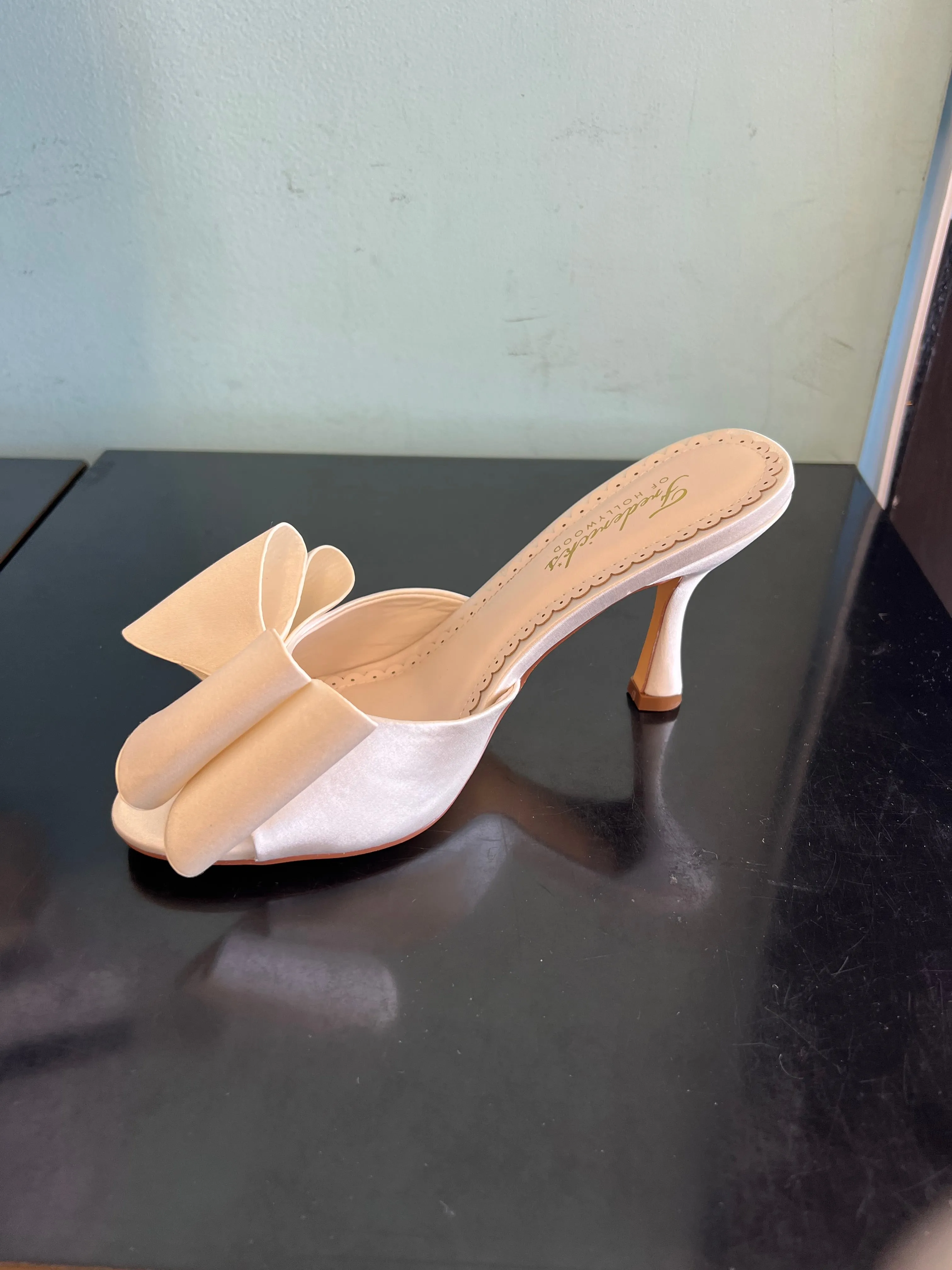 FOH-NANA Ivory - Open Toe Mule
