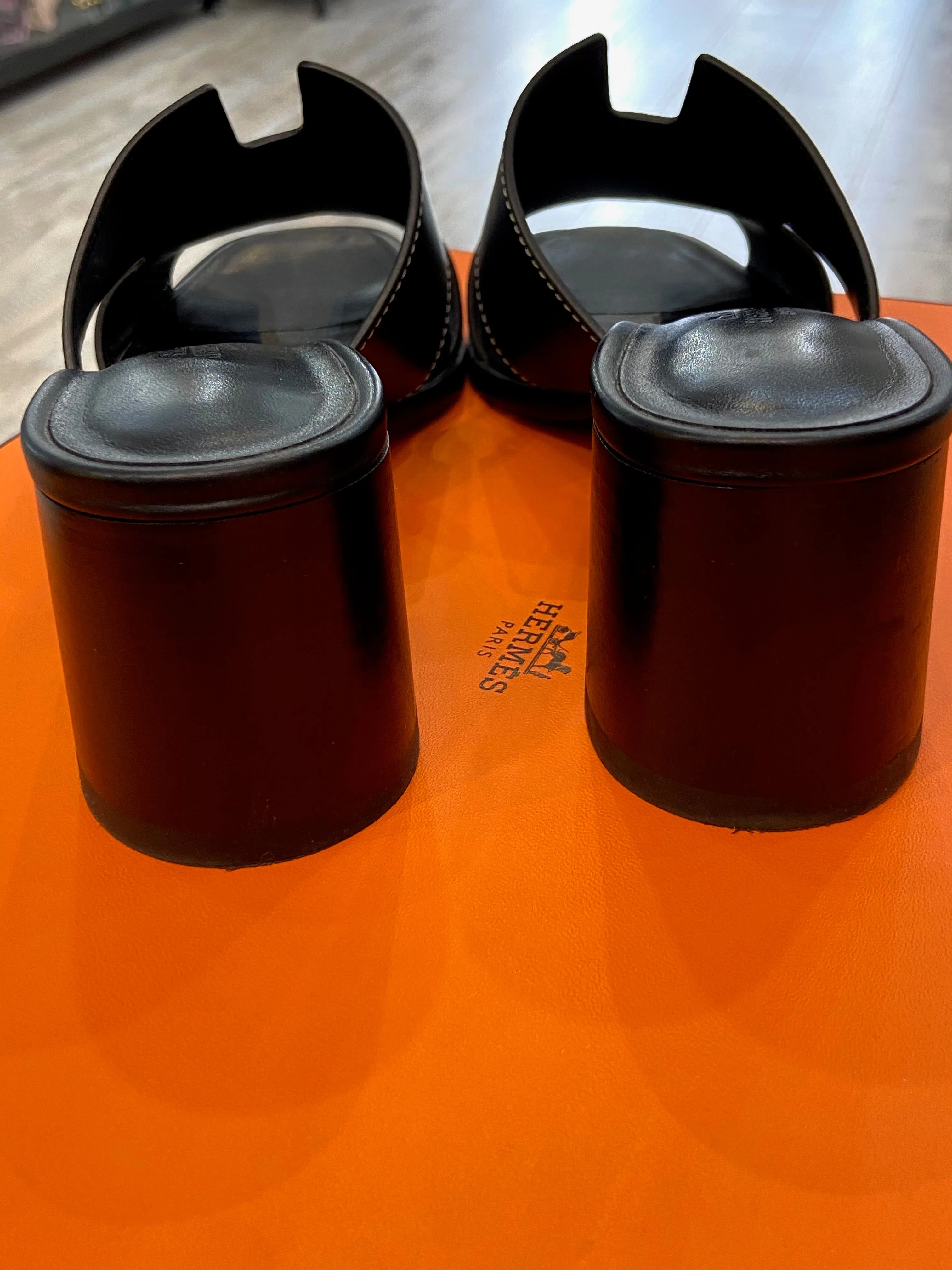 HERMÈS HELIA 60 CALFSKIN LEATHER MULE SANDALS