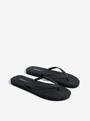 LUNA BLU Black Textured Flip-Flop