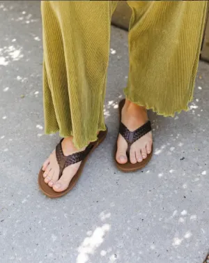 Okabashi Baha Flip Flop Shoe Toffee ML