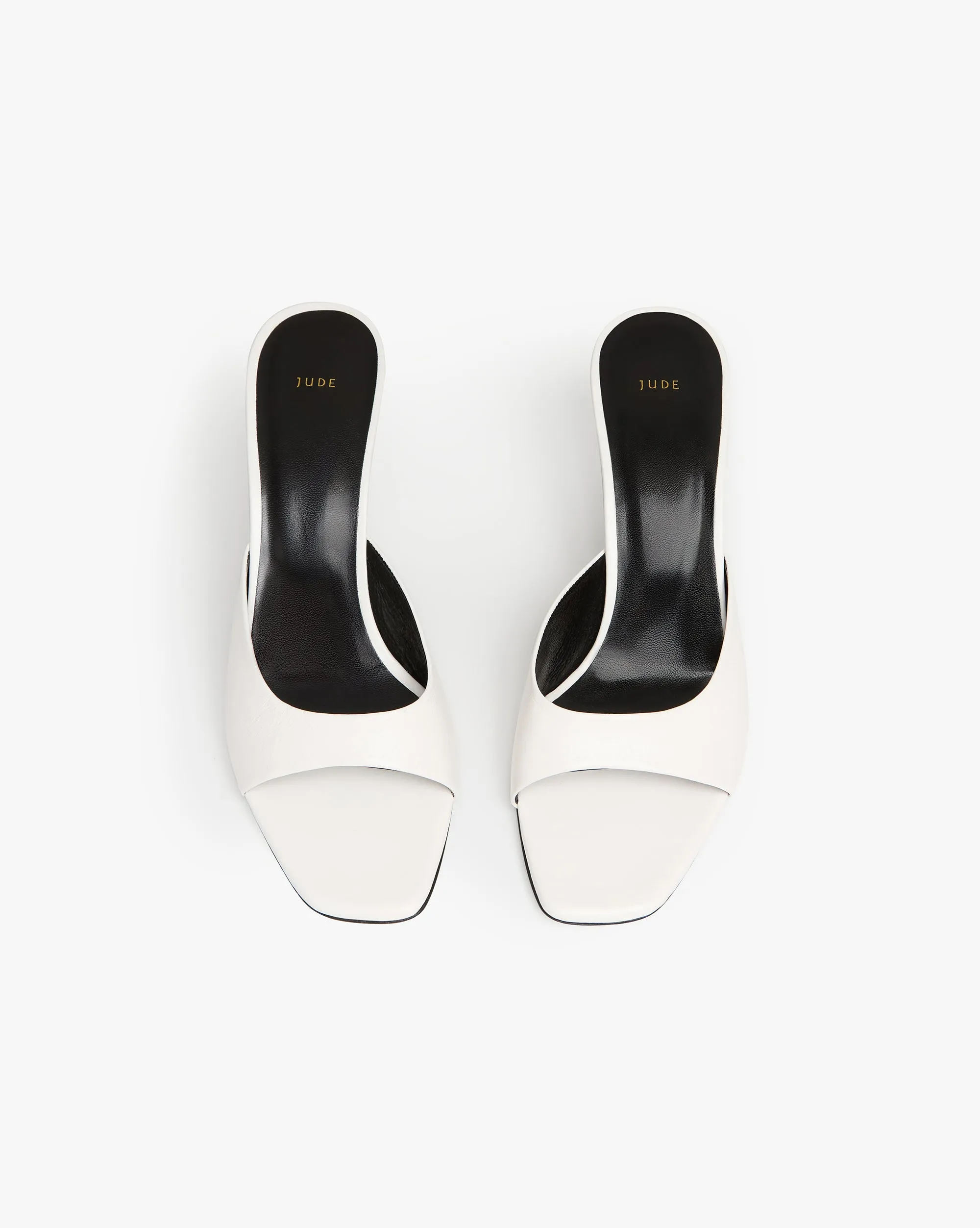 Sleek Mule in White Leather
