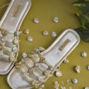 Slides | Goota Phool