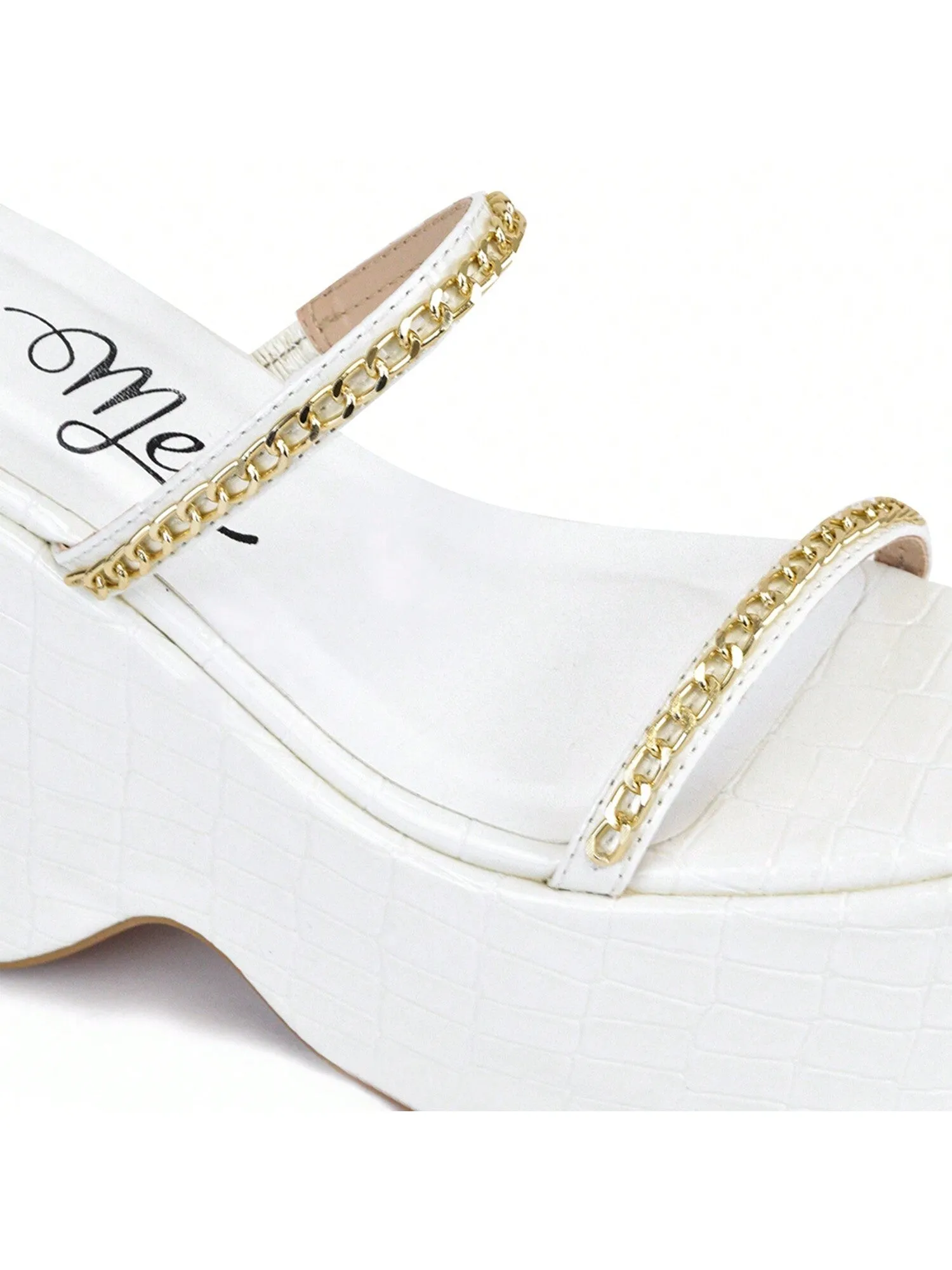 Stylish Platform Sandals: Elevate Your Summer Look!