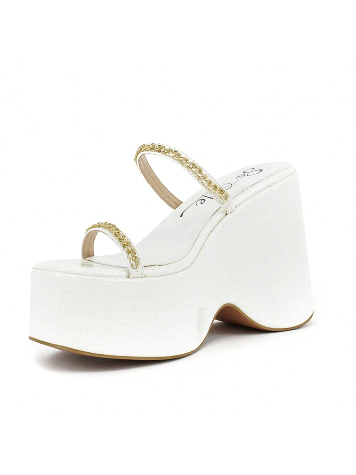 Stylish Platform Sandals: Elevate Your Summer Look!