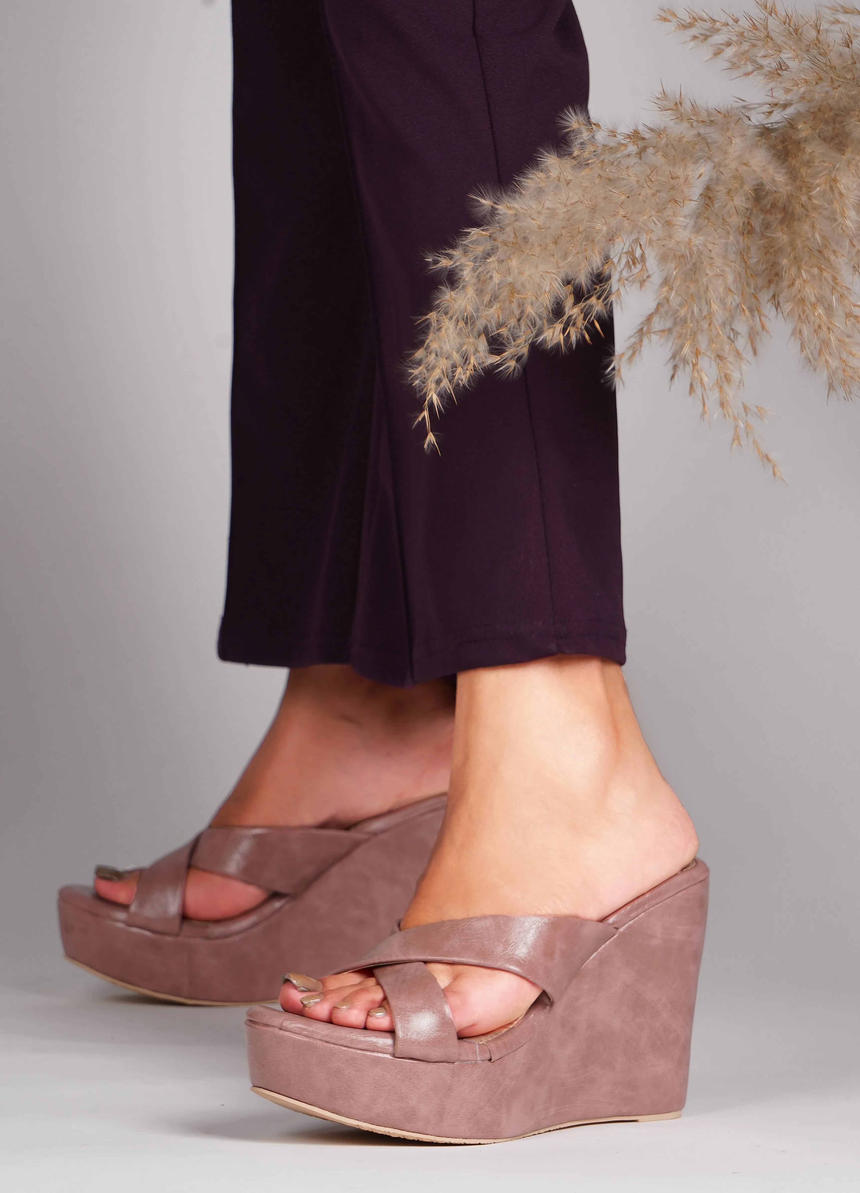Stylish Summer Platform Fashion