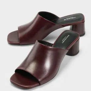 VAGABOND PIPER IN CHERRY RED