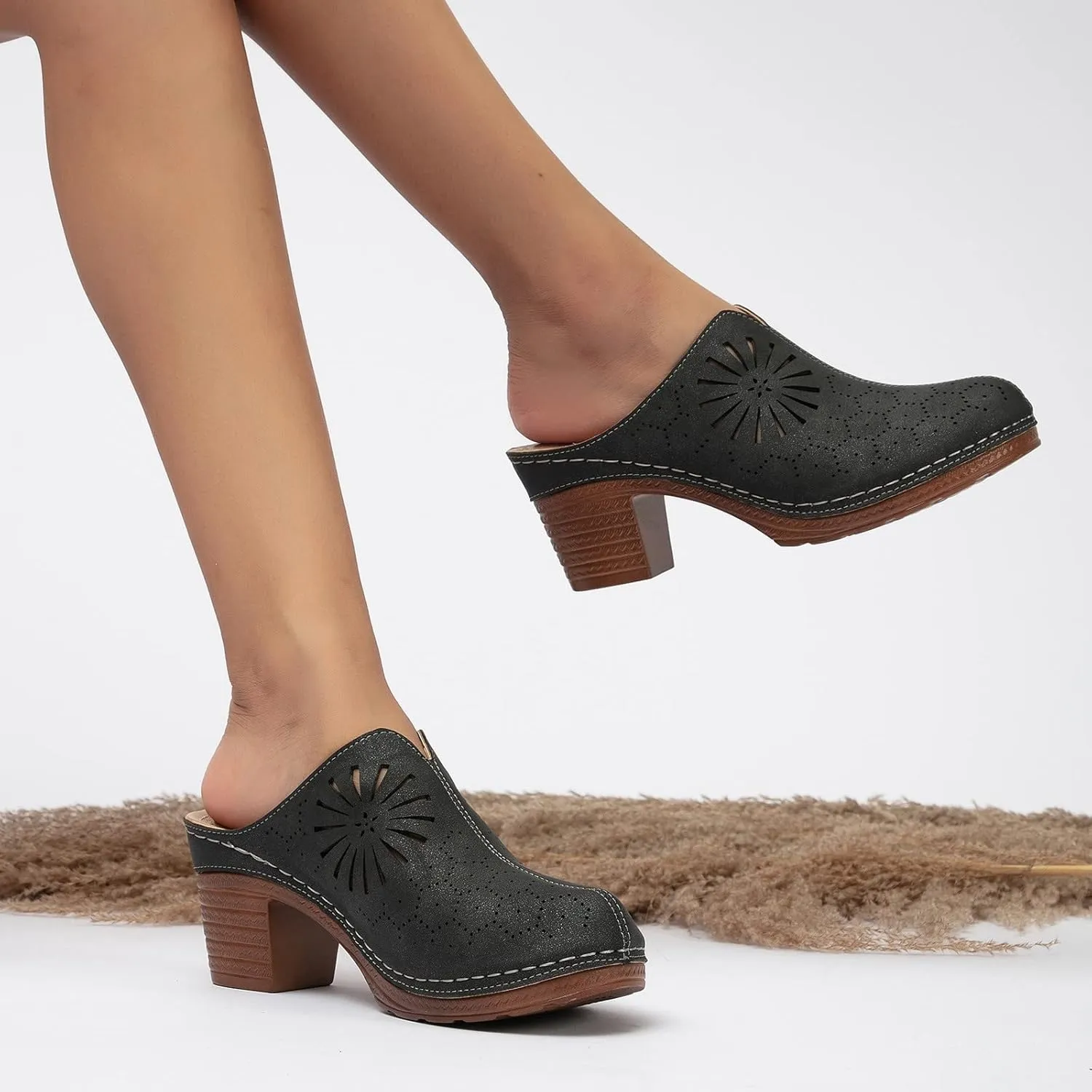 Women's Mules & Clogs Chunky Heel Spring Shoes Closed Toe Hollow Sandals Retro Slip On Slides Loafer Platform Mules